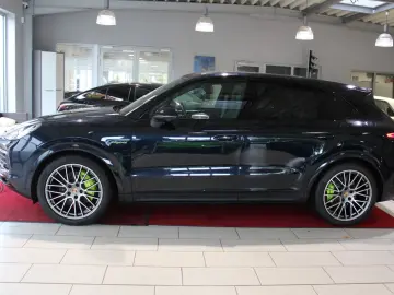 PORSCHE Cayenne E-Hybrid Platinum Edition