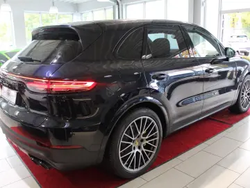PORSCHE Cayenne E-Hybrid Platinum Edition