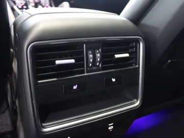 PORSCHE Cayenne E-Hybrid Platinum Edition