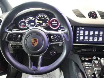 PORSCHE Cayenne E-Hybrid Platinum Edition