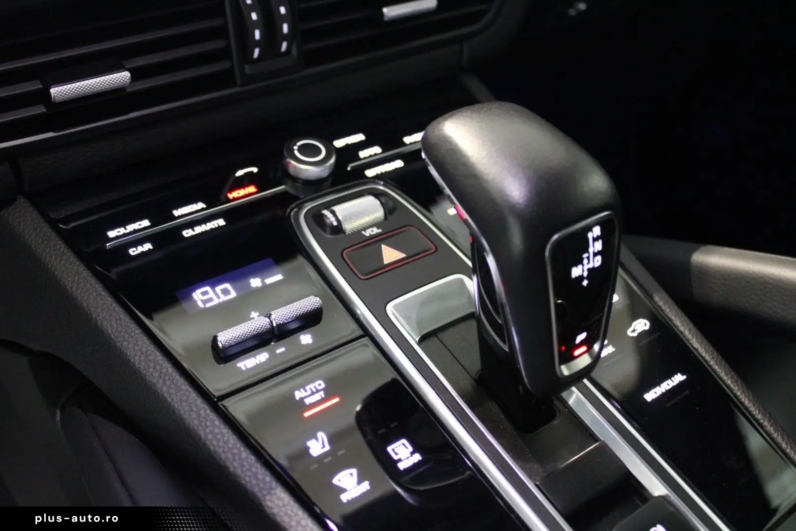 PORSCHE Cayenne E-Hybrid Platinum Edition