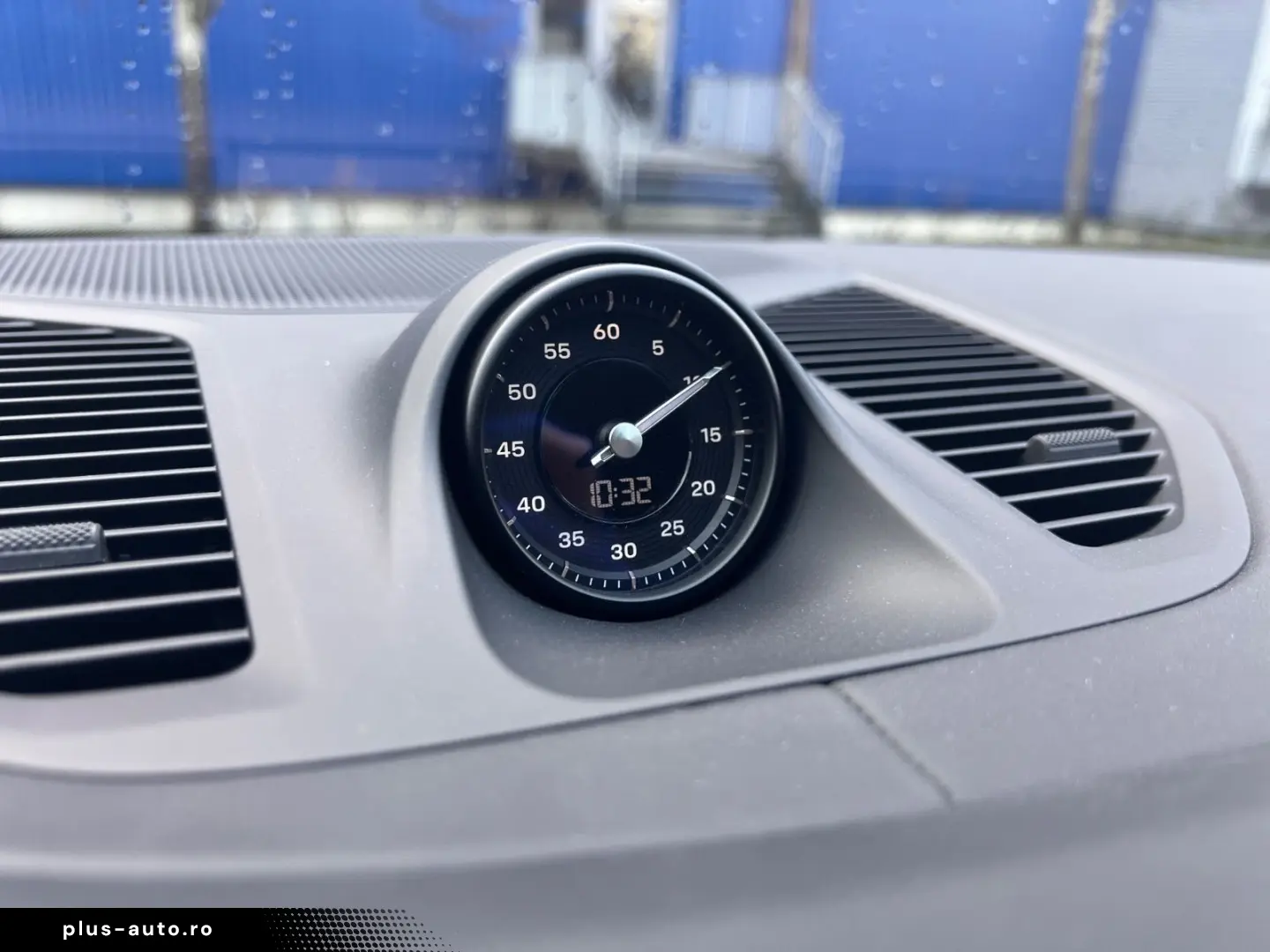 PORSCHE Cayenne Coupe S E-Hybrid Head Up · InnoDrive