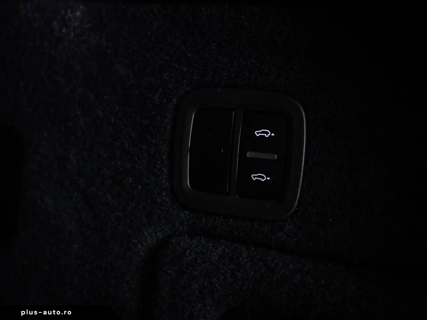 PORSCHE Cayenne E-Hybrid ACC PANO LUFT HUD BOSE 360