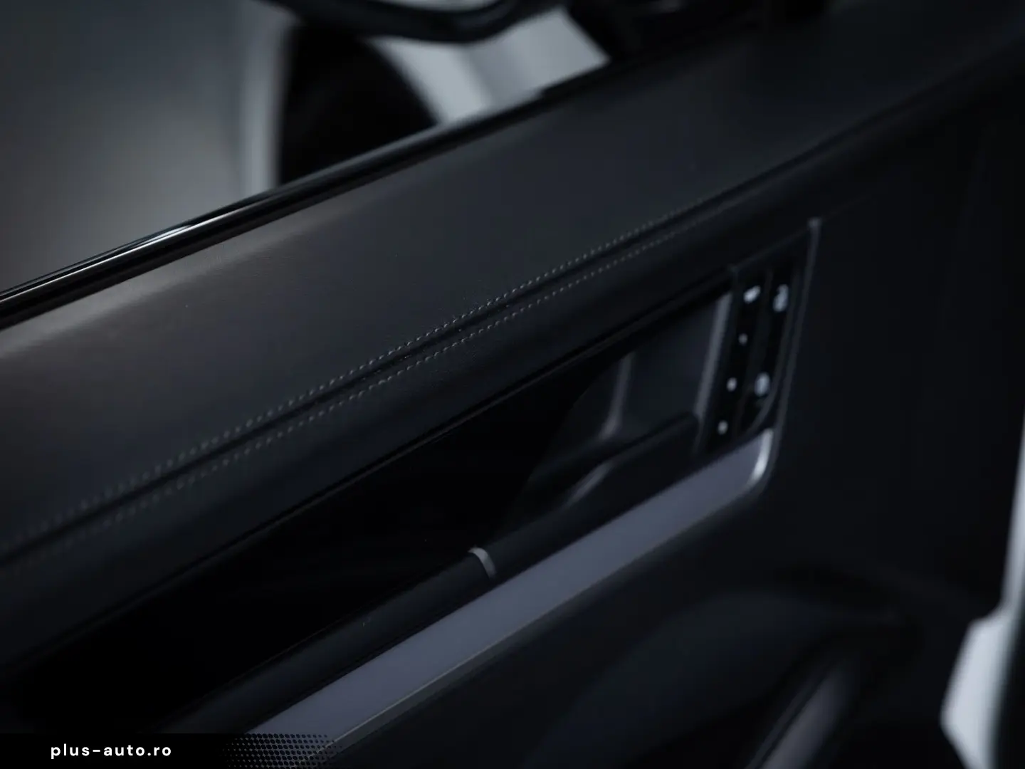 PORSCHE Cayenne E-Hybrid ACC PANO LUFT HUD BOSE 360