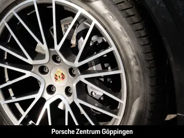 PORSCHE Cayenne Platinum Edition Standheizung 21-Zoll