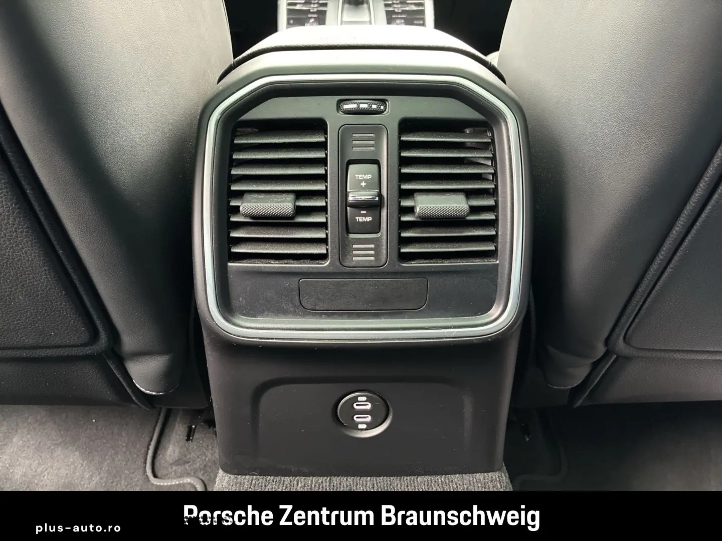 PORSCHE Macan BOSE Luftfederung Rückfahrkamera LED