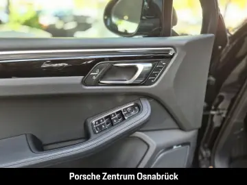 PORSCHE Macan S AHK Luft Burmester 18-Wege  Apple CarPla