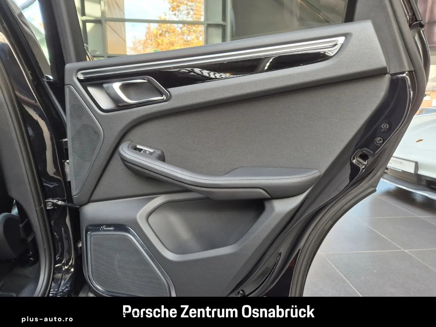 PORSCHE Macan S AHK Luft Burmester 18-Wege  Apple CarPla