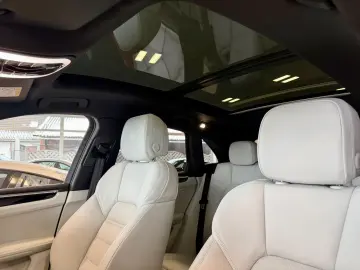 PORSCHE Macan S Luftfederung Panorama ACC SportChrono