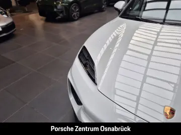 PORSCHE Macan 4 Pano Luft 21-Zoll Surround View 14-Wege