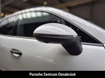 PORSCHE Macan 4 Pano Luft 21-Zoll Surround View 14-Wege