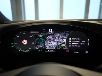 PORSCHE Macan Electric 4  AHK BOSE PANO