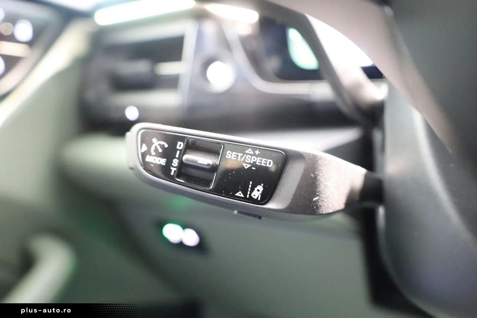 PORSCHE Macan Electric 4  AHK BOSE PANO