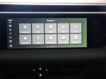 PORSCHE Macan Electric 4  AHK BOSE PANO