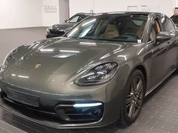 PORSCHE Panamera Hybrid Platinum Burmester HeadUp ACC