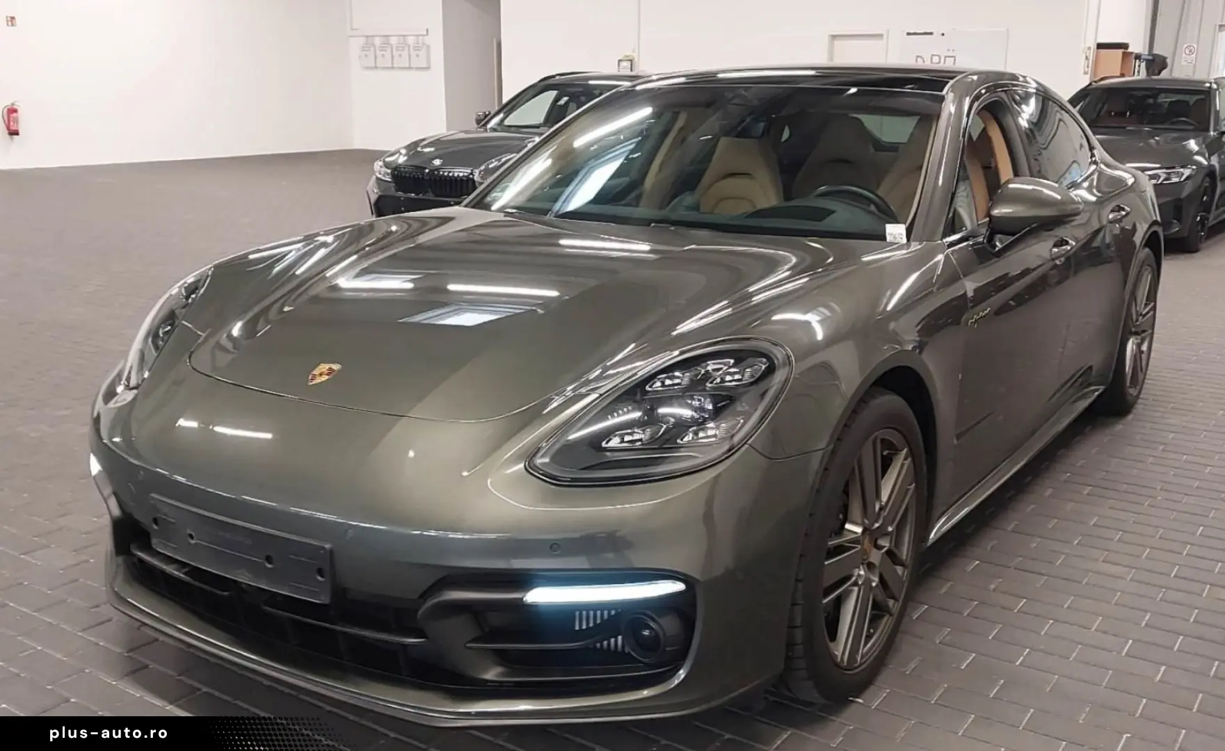 PORSCHE Panamera Hybrid Platinum Burmester HeadUp ACC