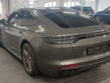 PORSCHE Panamera Hybrid Platinum Burmester HeadUp ACC