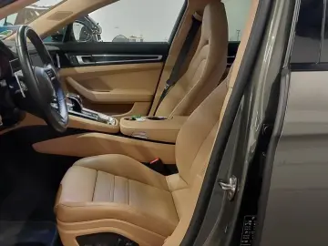 PORSCHE Panamera Hybrid Platinum Burmester HeadUp ACC