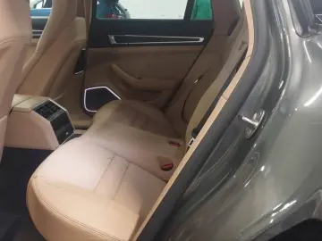 PORSCHE Panamera Hybrid Platinum Burmester HeadUp ACC