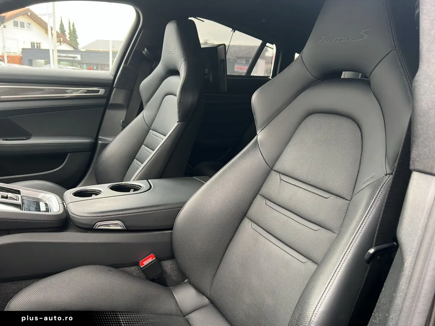 PORSCHE Panamera Turbo S  Burmester  Standheizg.  Inno-D