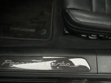 PORSCHE Panamera Turbo S  Burmester  Standheizg.  Inno-D