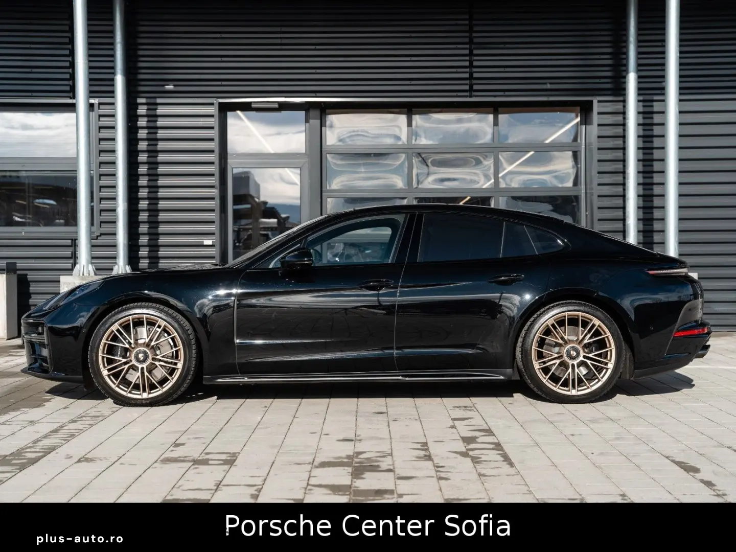 PORSCHE Panamera GTS