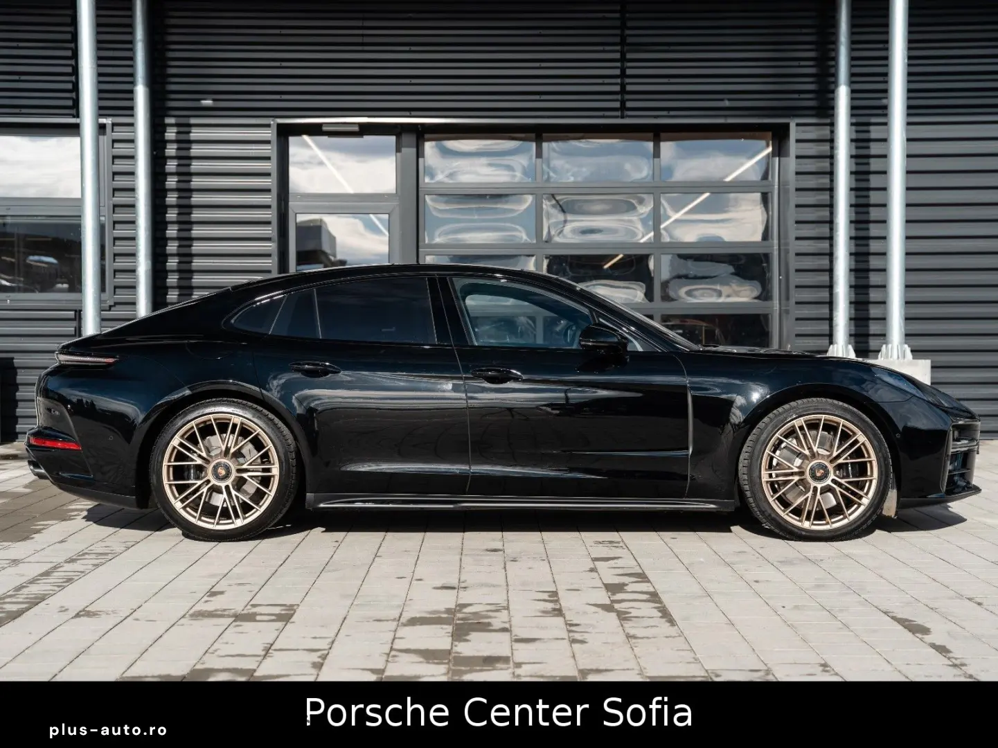 PORSCHE Panamera GTS