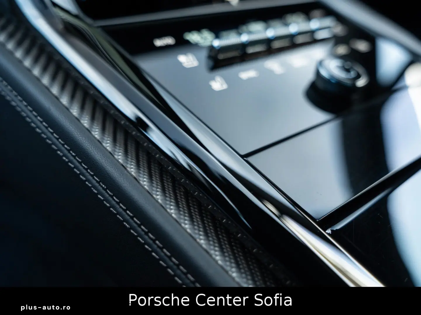 PORSCHE Panamera GTS