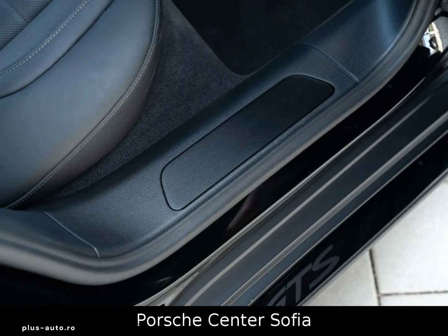 PORSCHE Panamera GTS