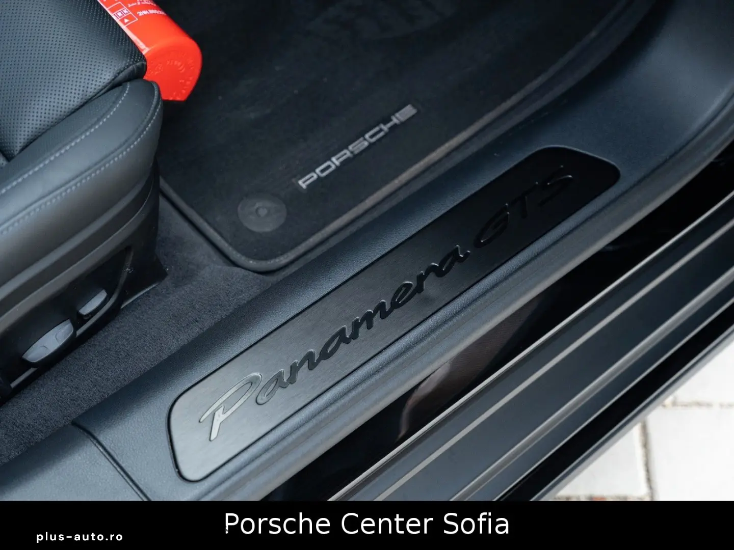 PORSCHE Panamera GTS