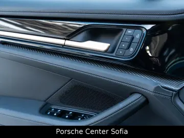 PORSCHE Panamera GTS