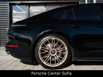 PORSCHE Panamera GTS