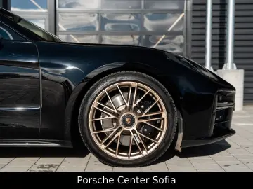 PORSCHE Panamera GTS