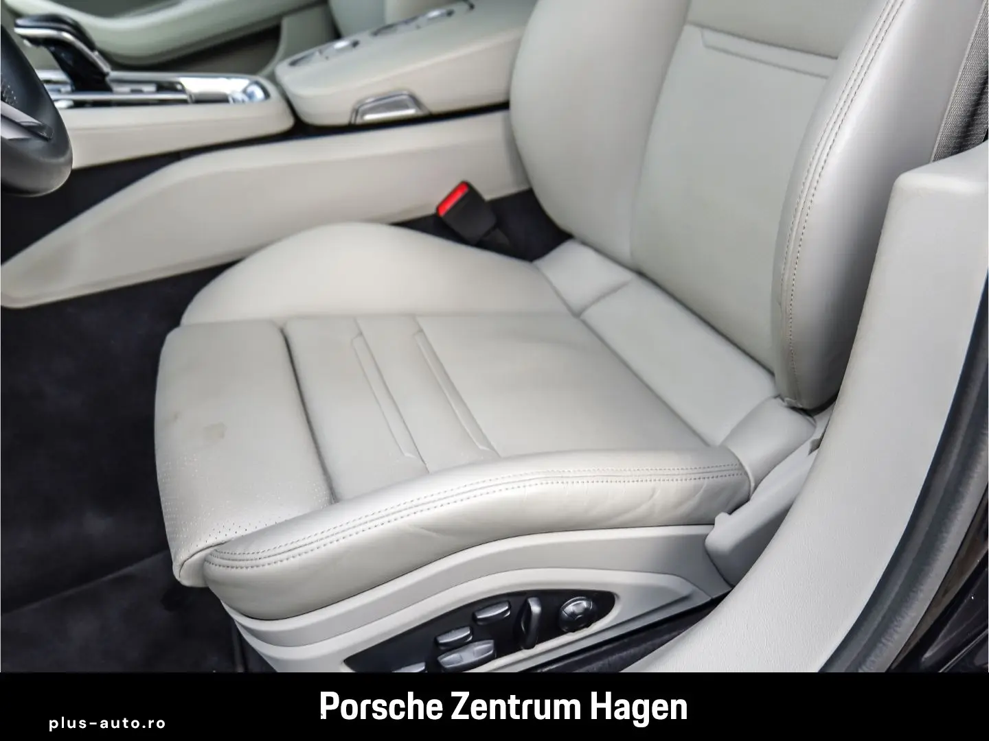 PORSCHE Panamera GTS Sportabgas LED-Matrix Surround-View