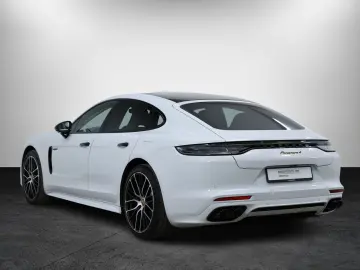 PORSCHE Panamera 4 E-Hybrid Platinum Edition
