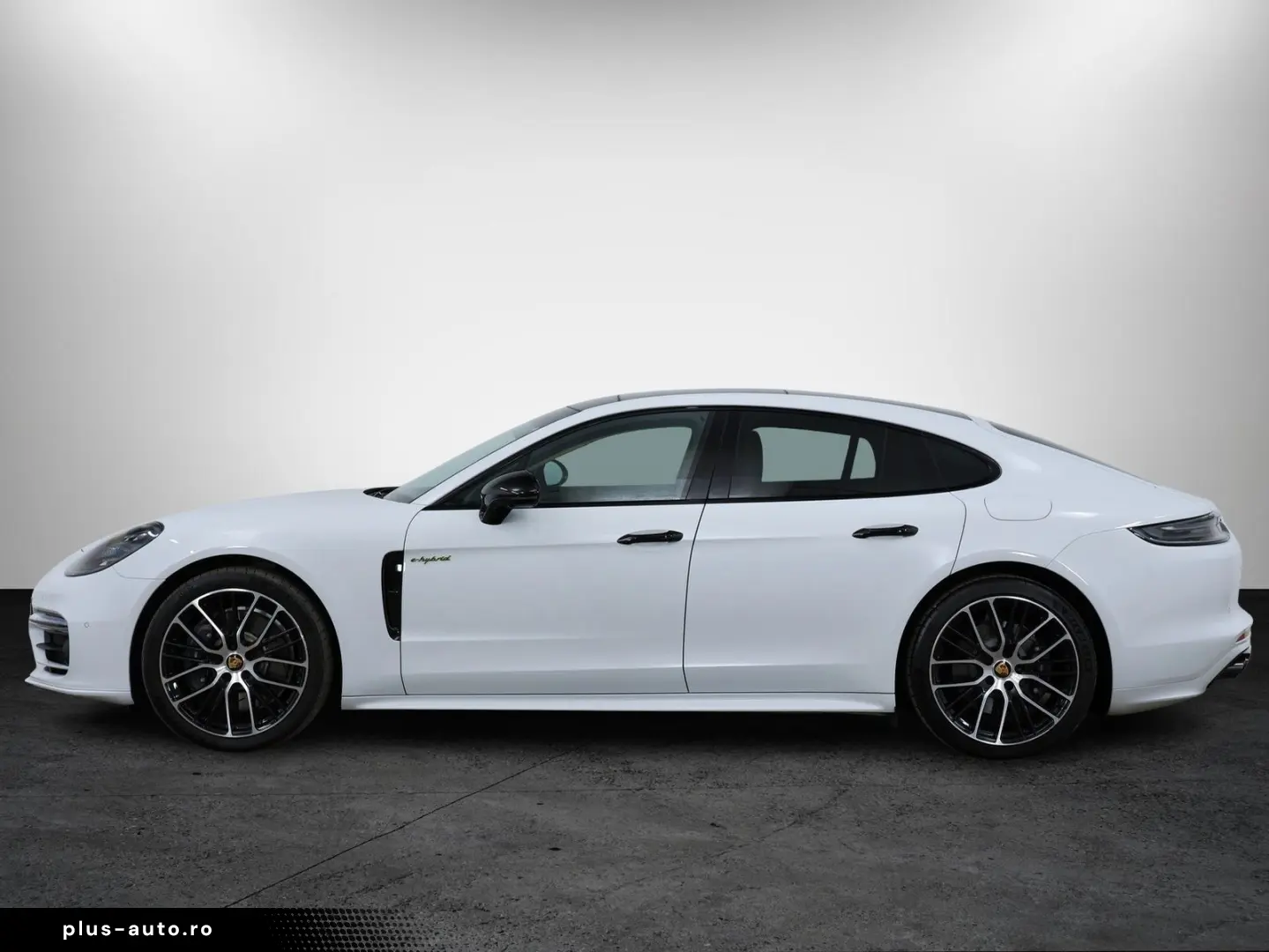 PORSCHE Panamera 4 E-Hybrid Platinum Edition