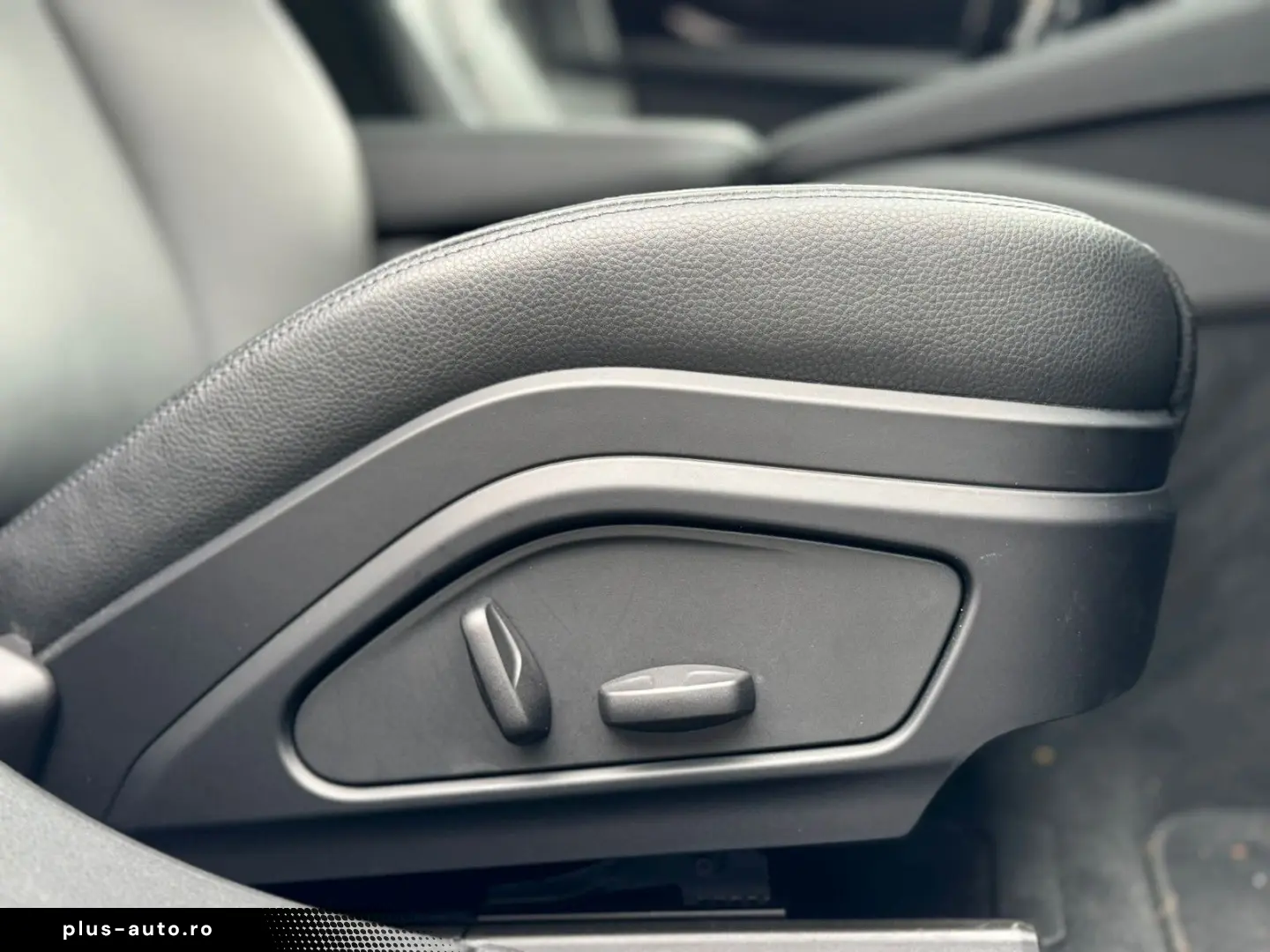 PORSCHE Panamera 360 KAM LED PANO ACC SOFT SCHECKHEFT!