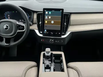 VOLVO XC90 T8 Ultra Bright Facelift Plug in Hybrid