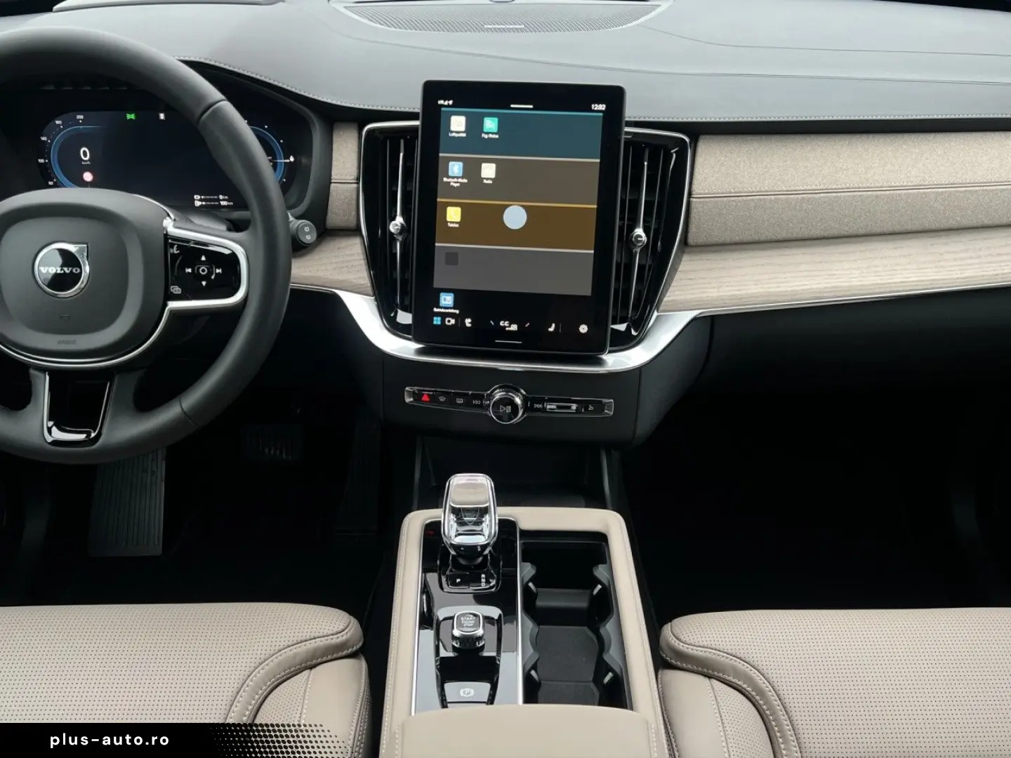 VOLVO XC90 T8 Ultra Bright Facelift Plug in Hybrid