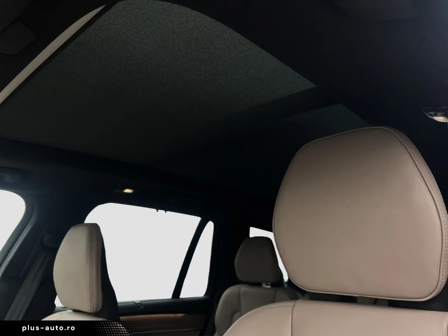 VOLVO XC90 T8 Ultra Bright Facelift Plug in Hybrid