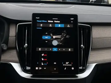 VOLVO XC90 T8 Ultra Bright Facelift Plug in Hybrid