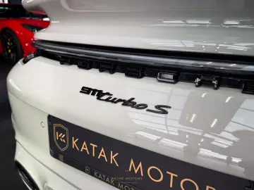 PORSCHE 911 TURBO S SPORTDESIGN LIFT PANO BURM APP 04 27