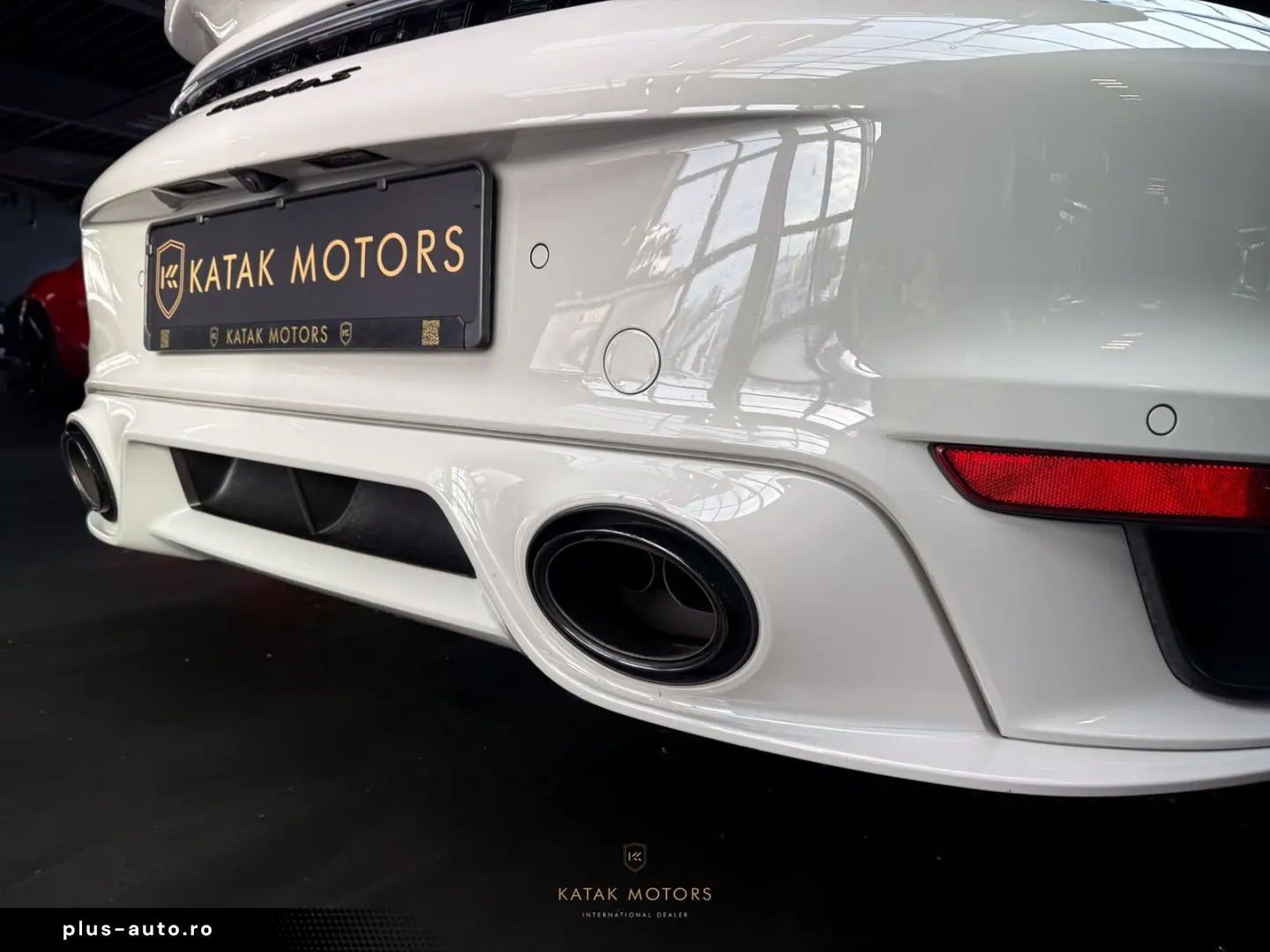 PORSCHE 911 TURBO S SPORTDESIGN LIFT PANO BURM APP 04 27