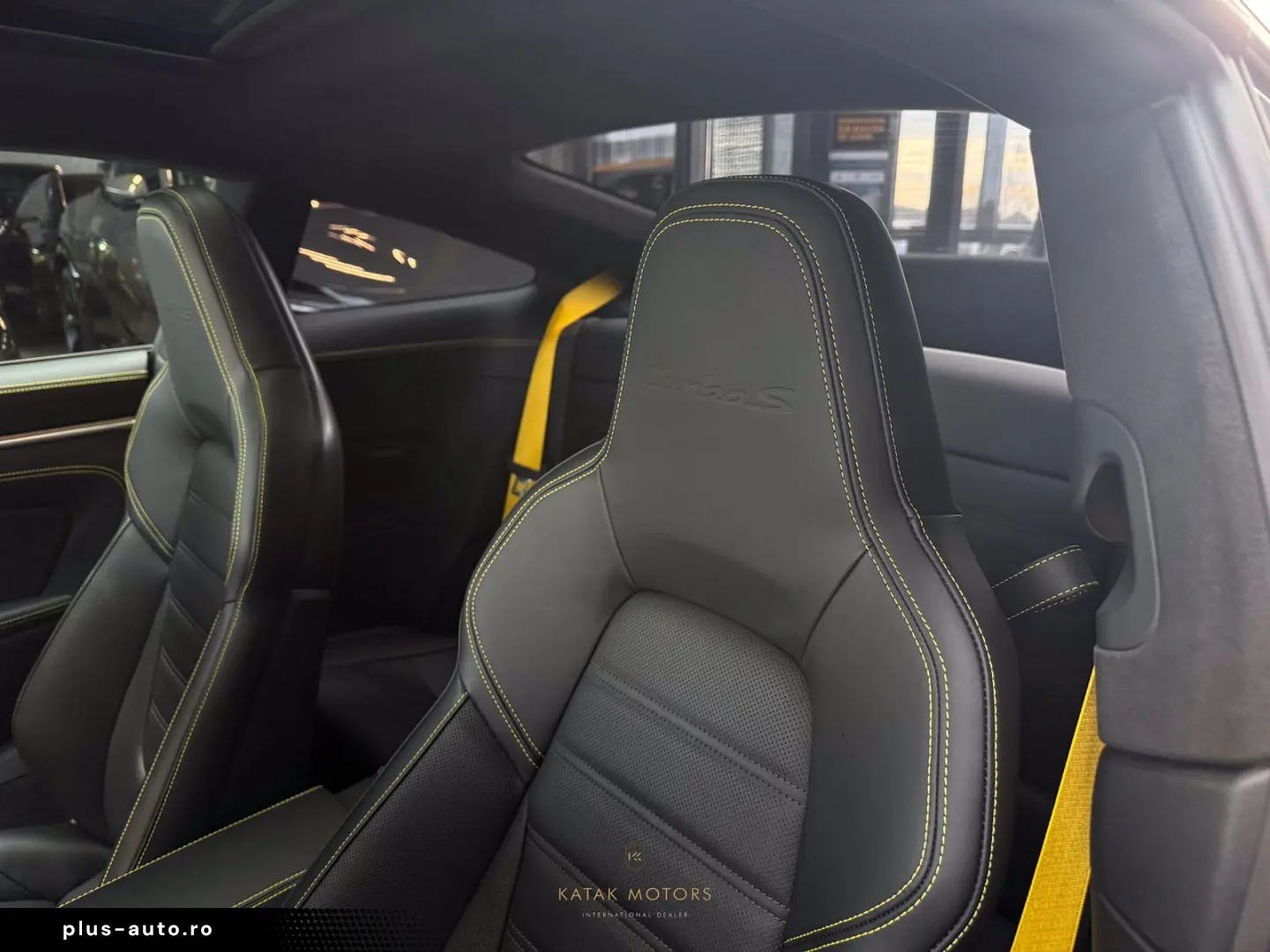 PORSCHE 911 TURBO S SPORTDESIGN LIFT PANO BURM APP 04 27