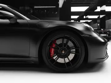 PORSCHE 911 Carrera 4 GTS