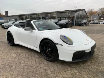 PORSCHE 911 Carrera 4 GTS T-Hybrid Cabrio Lift Chrono