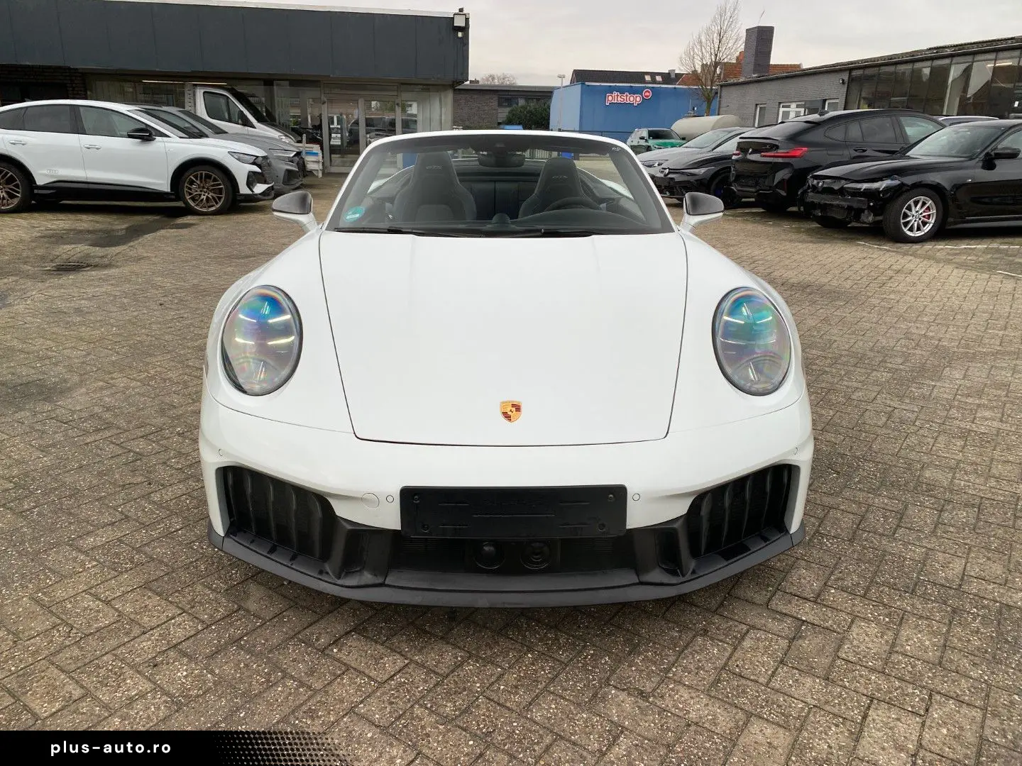 PORSCHE 911 Carrera 4 GTS T-Hybrid Cabrio Lift Chrono