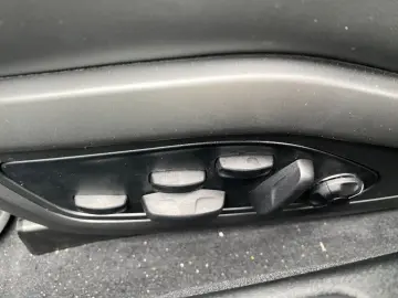 PORSCHE 911 Carrera 4 GTS T-Hybrid Cabrio Lift Chrono