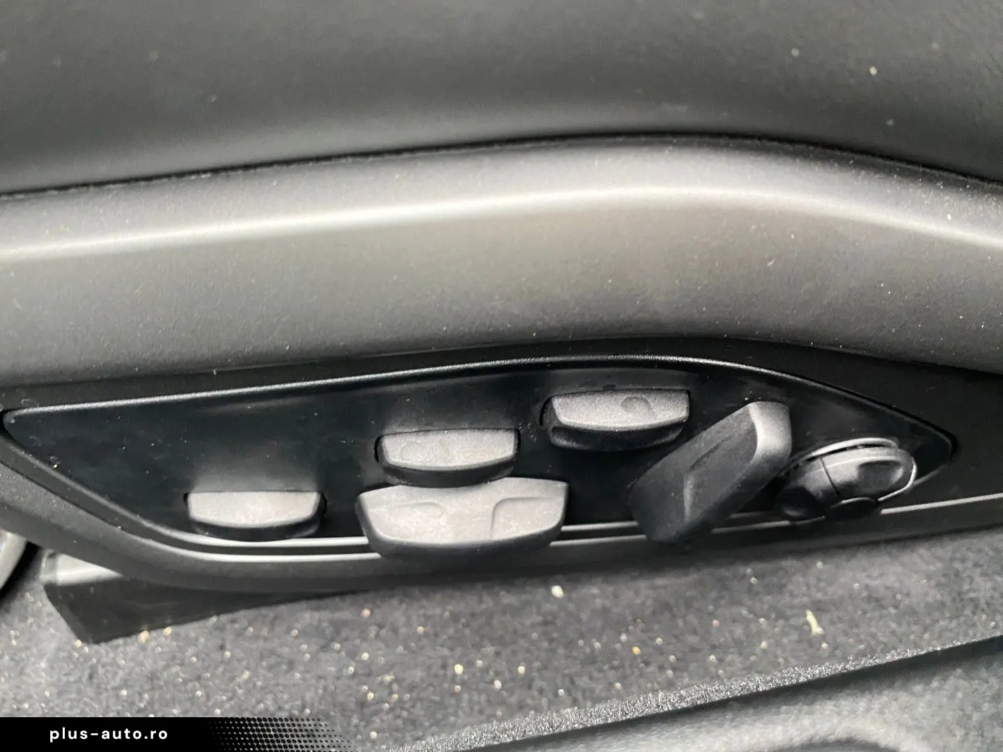 PORSCHE 911 Carrera 4 GTS T-Hybrid Cabrio Lift Chrono