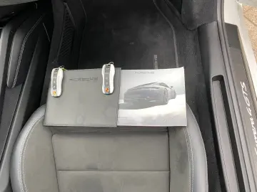 PORSCHE 911 Carrera 4 GTS T-Hybrid Cabrio Lift Chrono